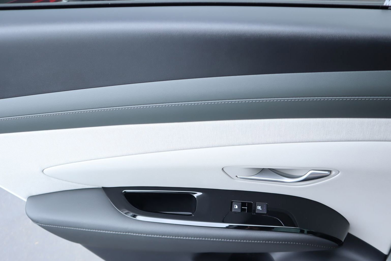 New 2026 Hyundai Tucson Limited image 24