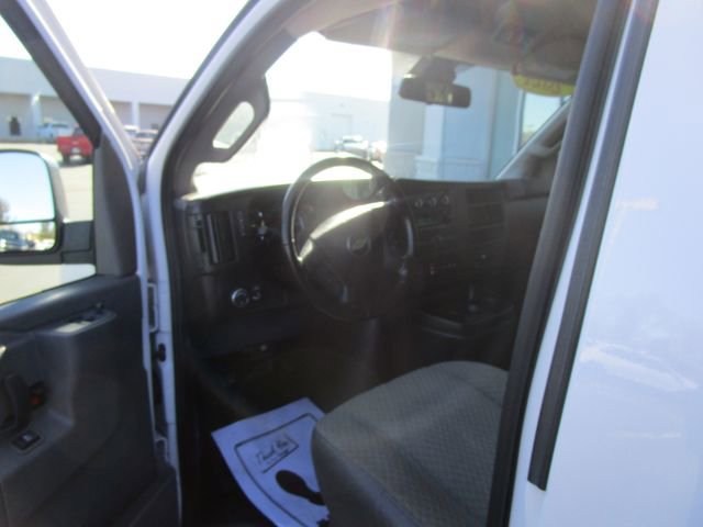 Used 2021 Chevrolet Express 2500 LT w/ LT Preferred Equipment Group image 18