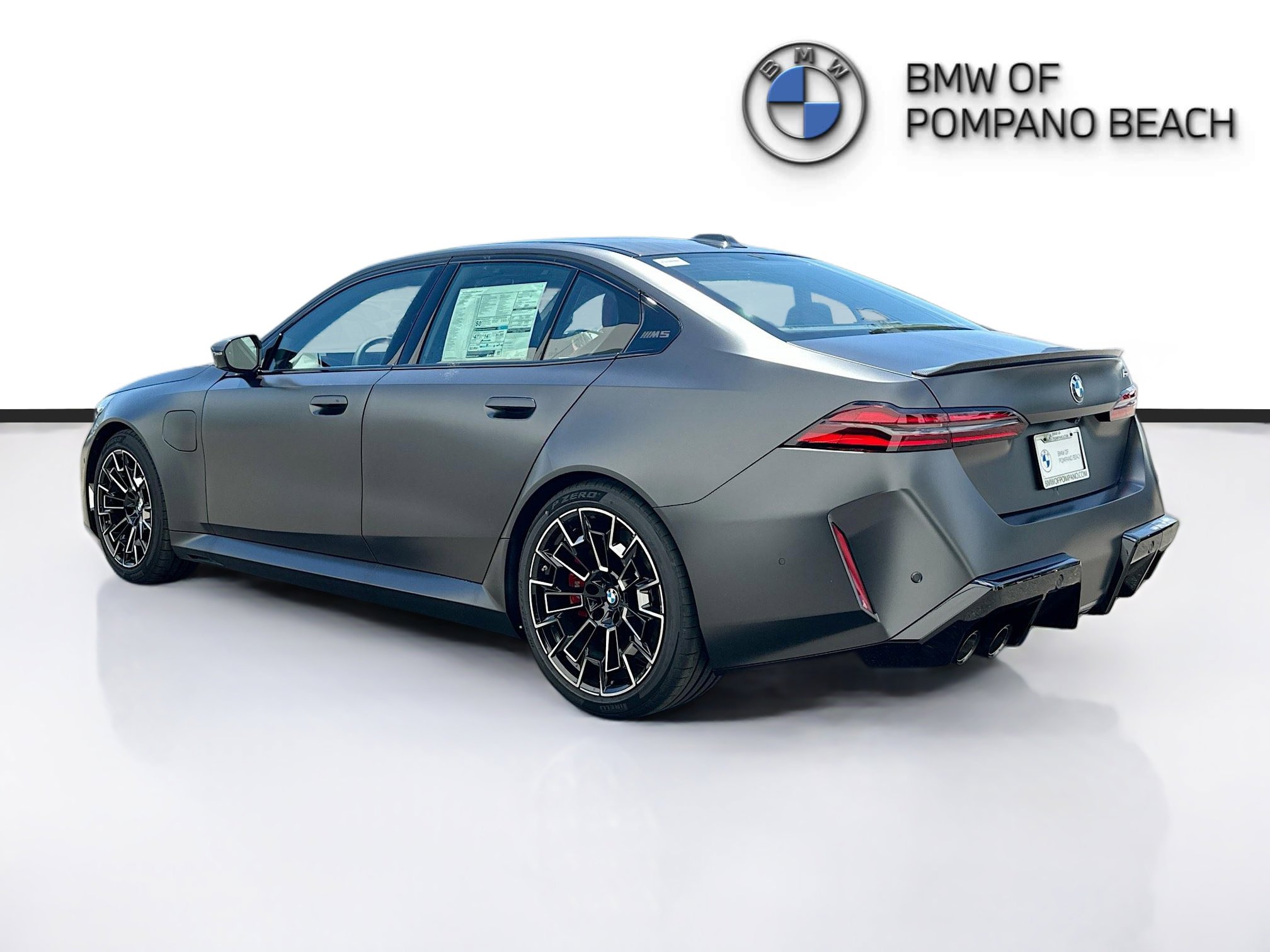 New 2026 BMW M5 w/ Carbon Package image 5