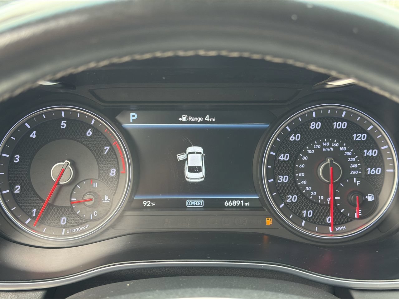 Used 2019 Genesis G70 2.0T Advanced RWD image 29