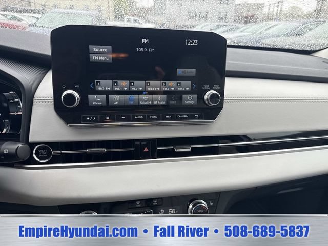 Used 2024 Mitsubishi Outlander SEL Black Edition AWD/4WD image 23
