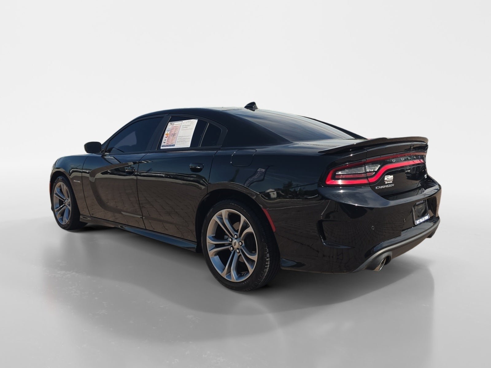 Used 2022 Dodge Charger R/T RWD image 5