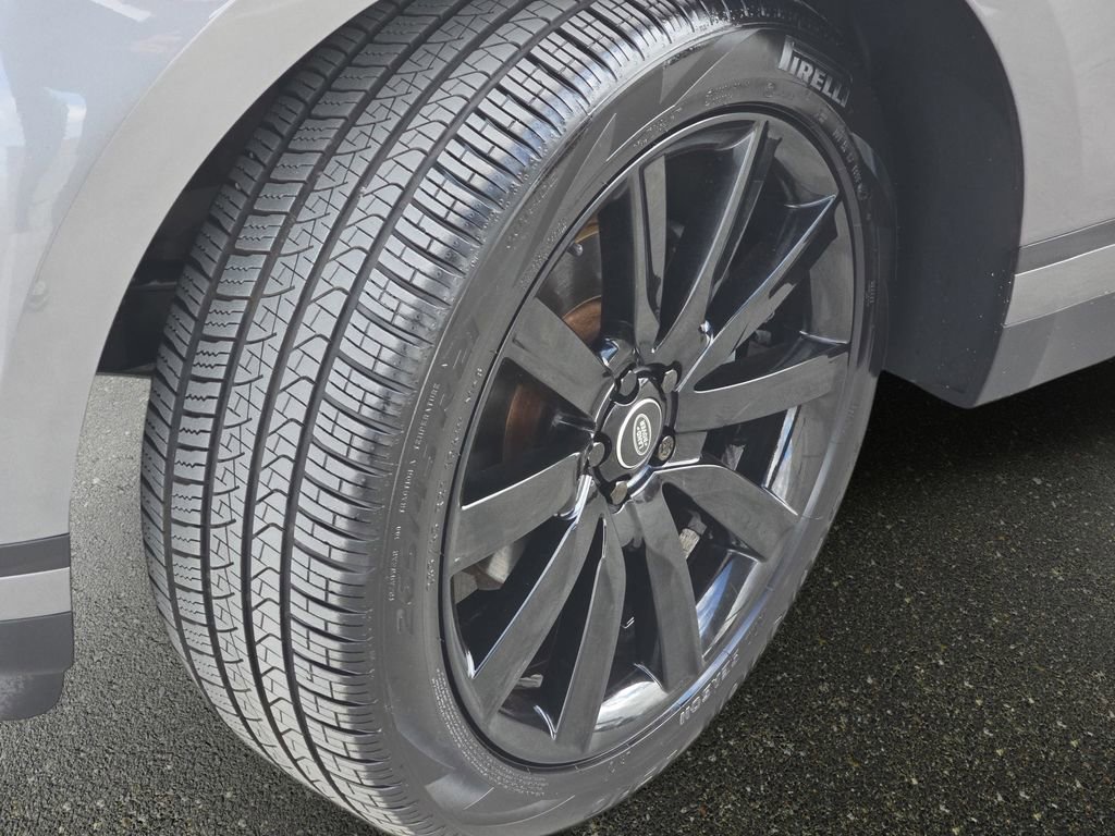 Used 2019 Land Rover Range Rover Velar S image 36