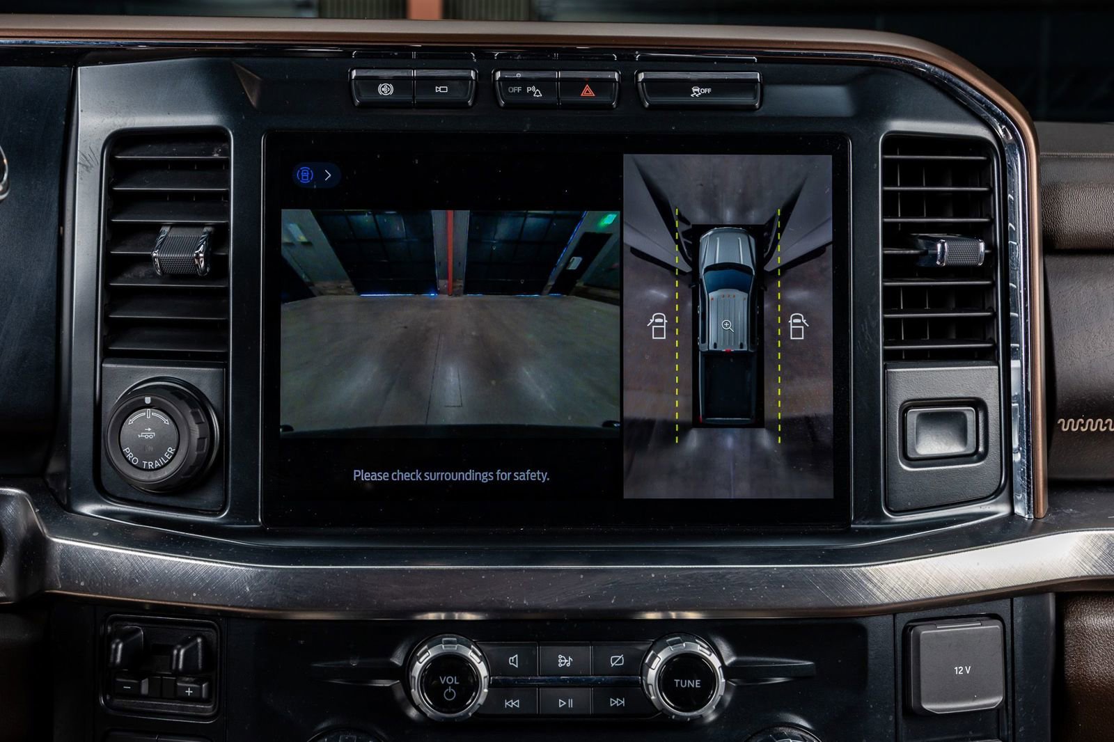 Used 2024 Ford F450 King Ranch w/ Camper Package image 26