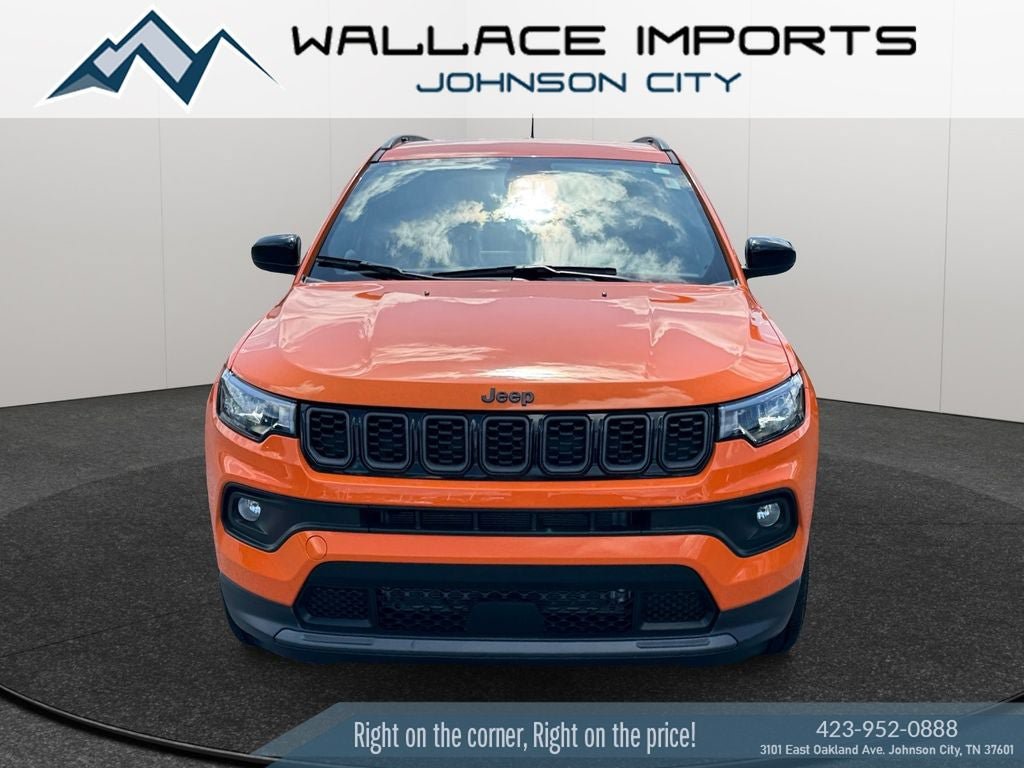 Used 2026 Jeep Compass Latitude AWD/4WD image 8