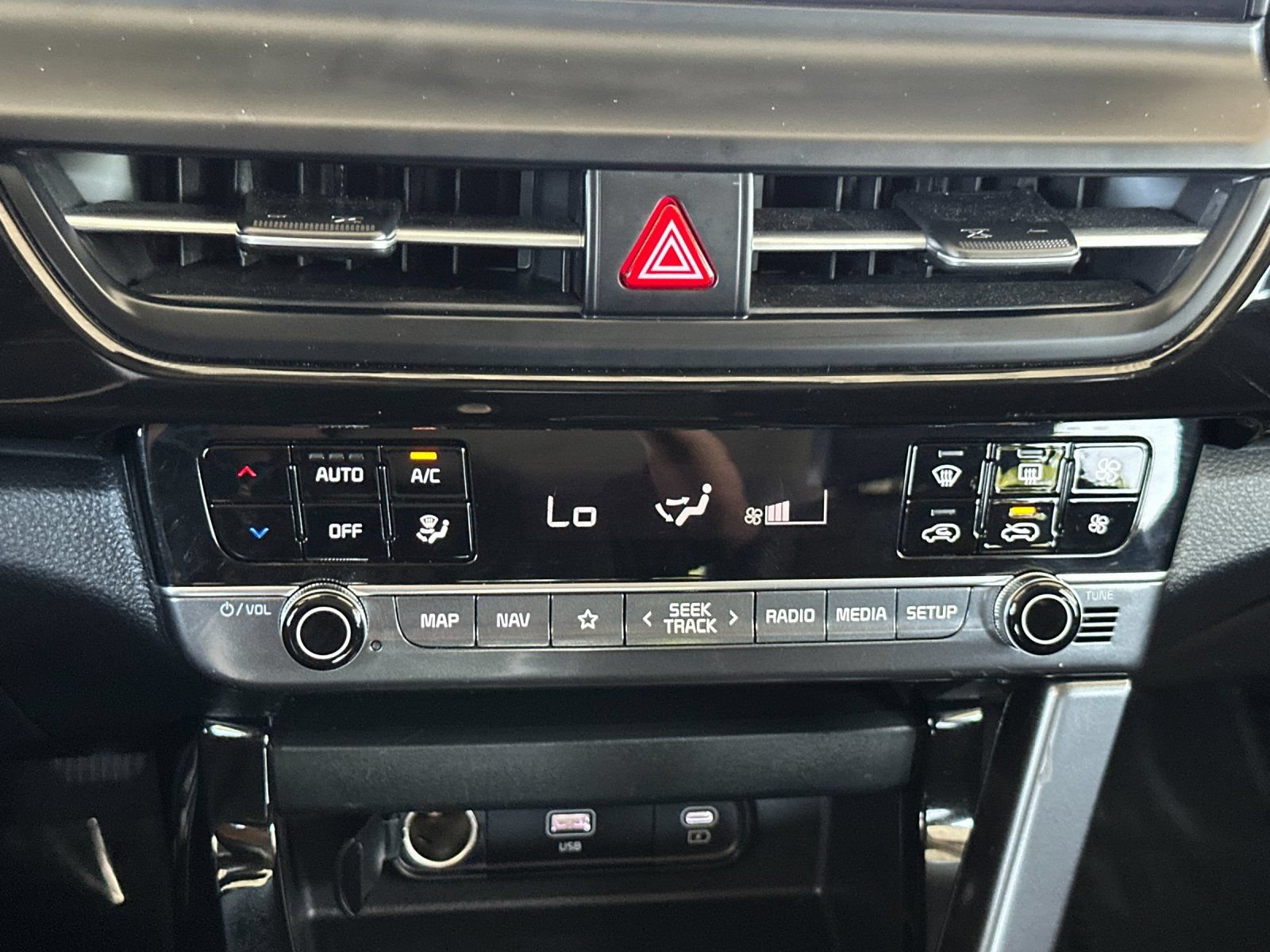 Certified 2024 Kia Seltos S AWD/4WD image 29