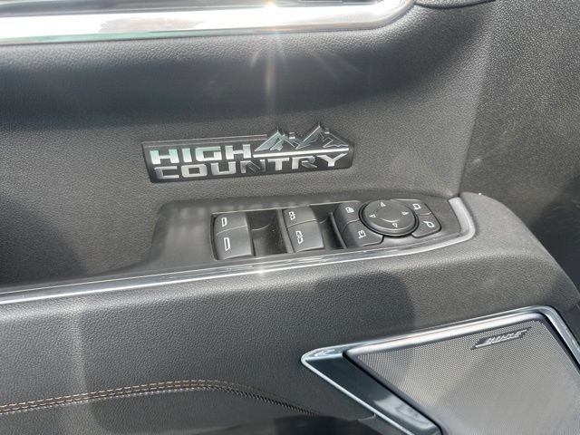 New 2026 Chevrolet Silverado 1500 High Country w/ Z71 Off-Road Package AWD/4WD image 13
