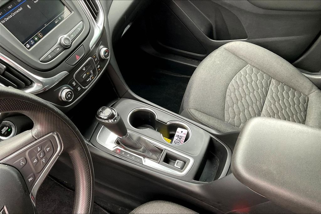 Used 2019 Chevrolet Equinox LT FWD image 14