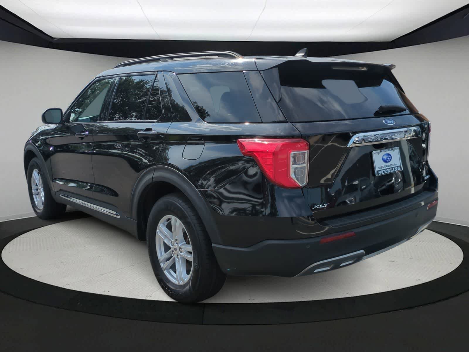Used 2023 Ford Explorer XLT w/ Equipment Group 202A image 6
