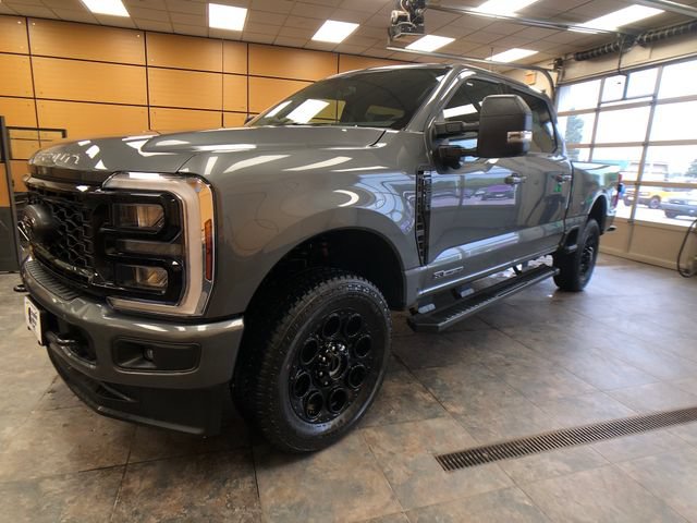 New 2026 Ford F250 XLT w/ XLT Premium Package AWD/4WD image 3
