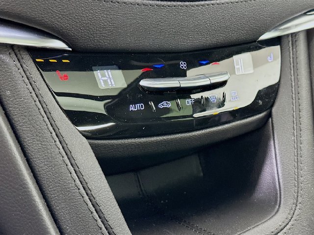 New 2025 Cadillac XT5 Premium Luxury AWD/4WD image 15