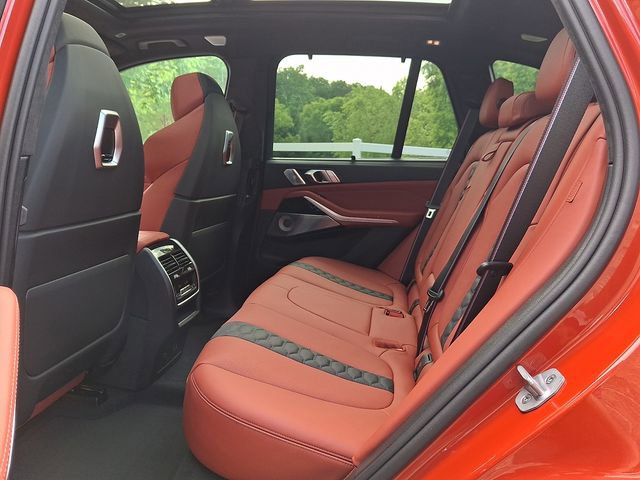 New 2026 BMW X5 M Competition w/ Executive Package AWD/4WD image 9