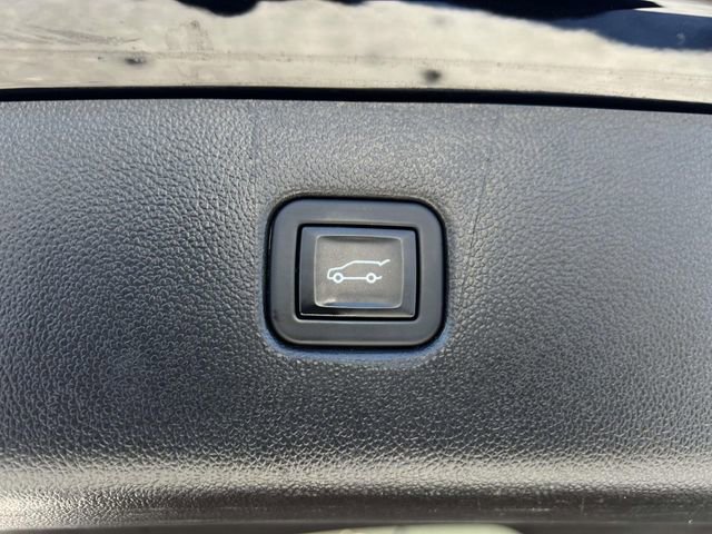 Certified 2025 Chevrolet Blazer LT w/ Convenience Package image 7