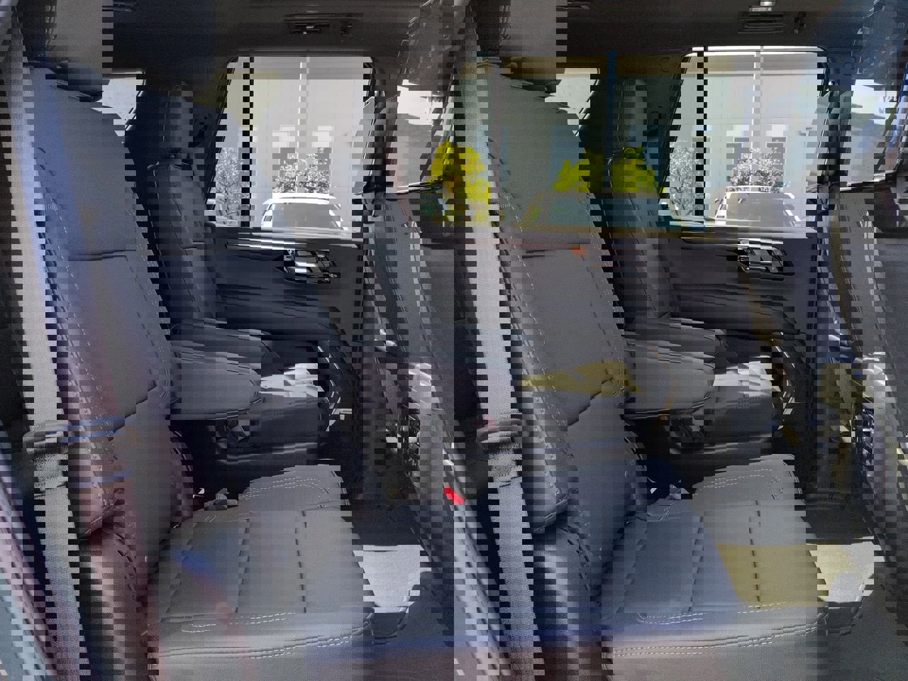 New 2026 Chevrolet Tahoe Z71 w/ Z71 Off-Road Package AWD/4WD image 28