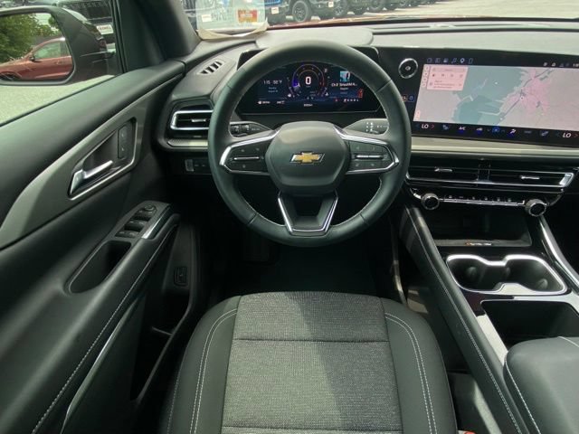 Used 2026 Chevrolet Traverse LT w/ Driver Confidence Package AWD/4WD image 27
