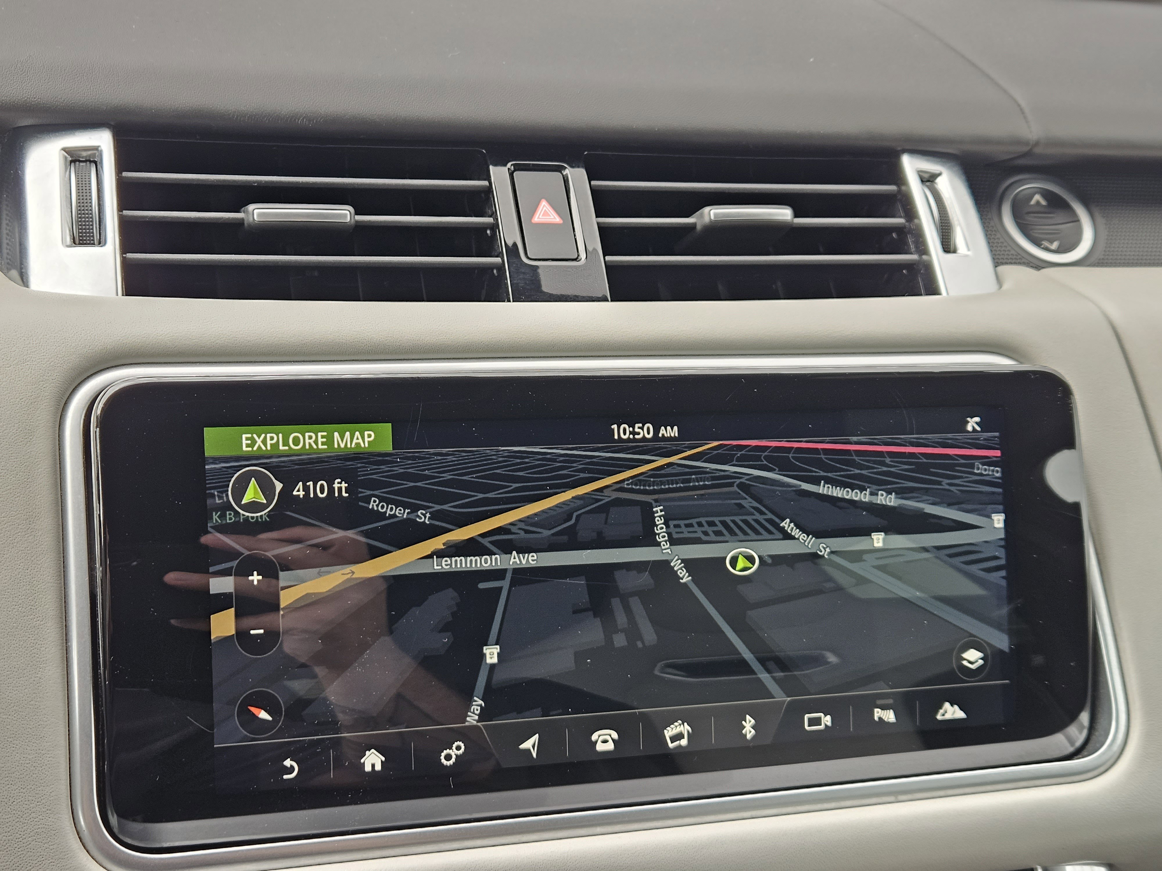 Used 2018 Land Rover Range Rover Sport SVR image 19