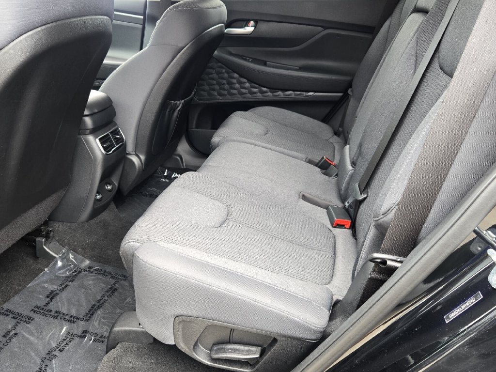 Certified 2023 Hyundai Santa Fe SEL FWD image 11