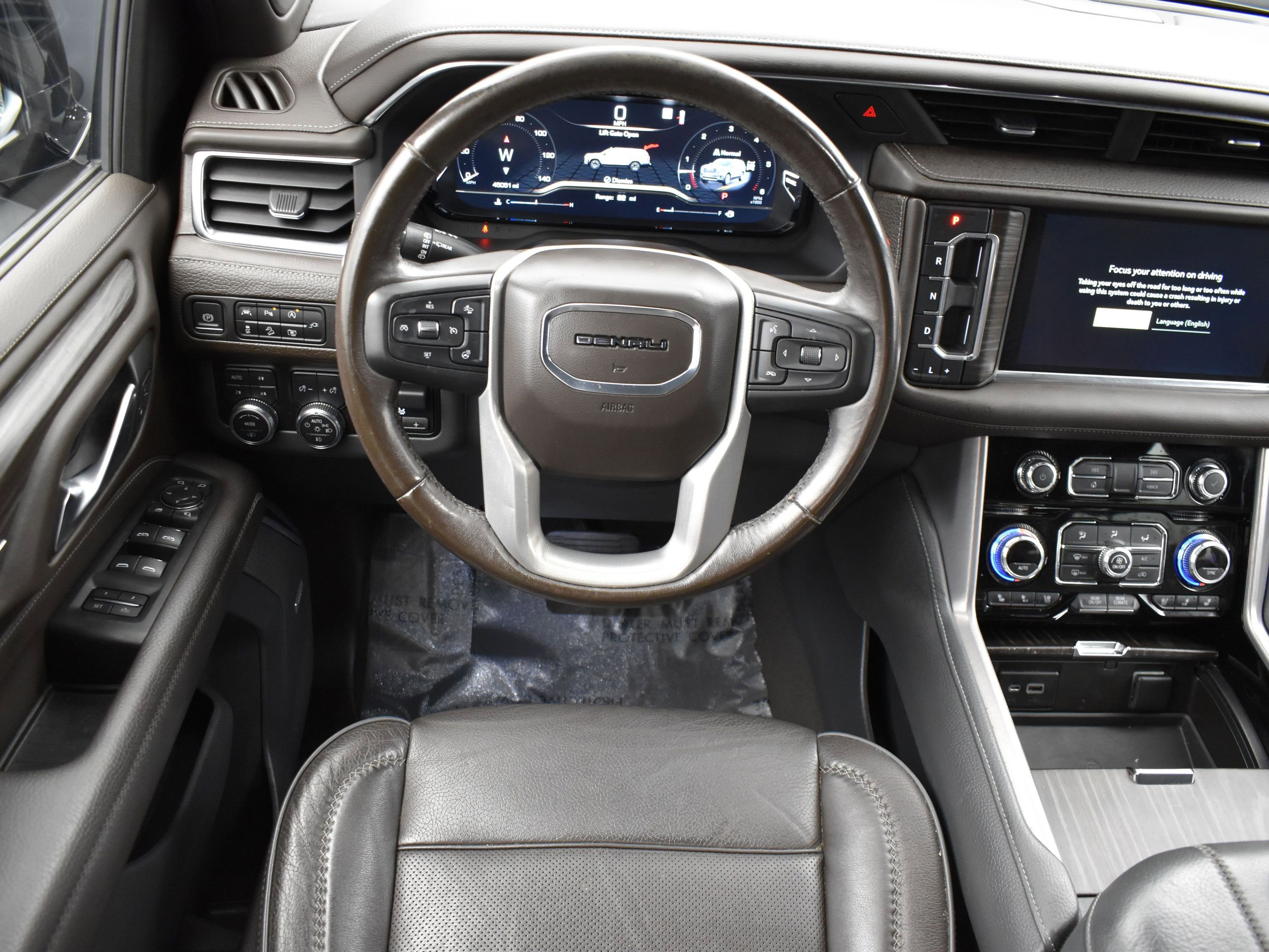 Used 2022 GMC Yukon XL Denali w/ Max Trailering Package image 16