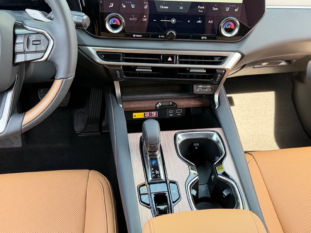 New 2026 Lexus RX 350h AWD/4WD image 10