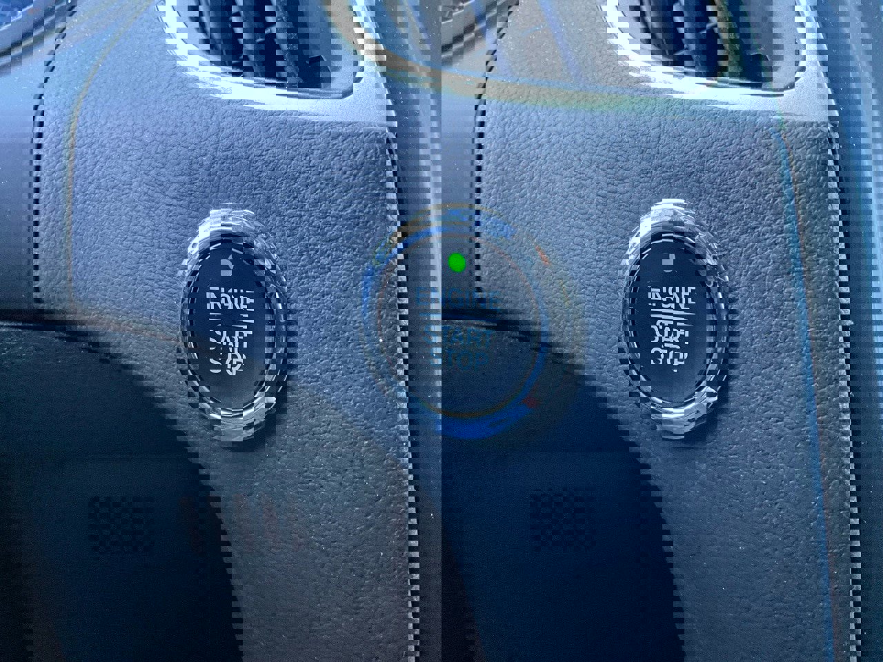 Used 2024 Ford Edge SEL image 27