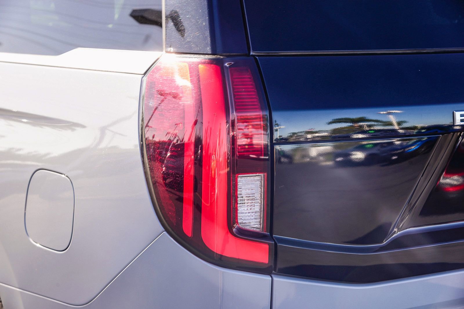 Used 2025 Ford Expedition Active image 7