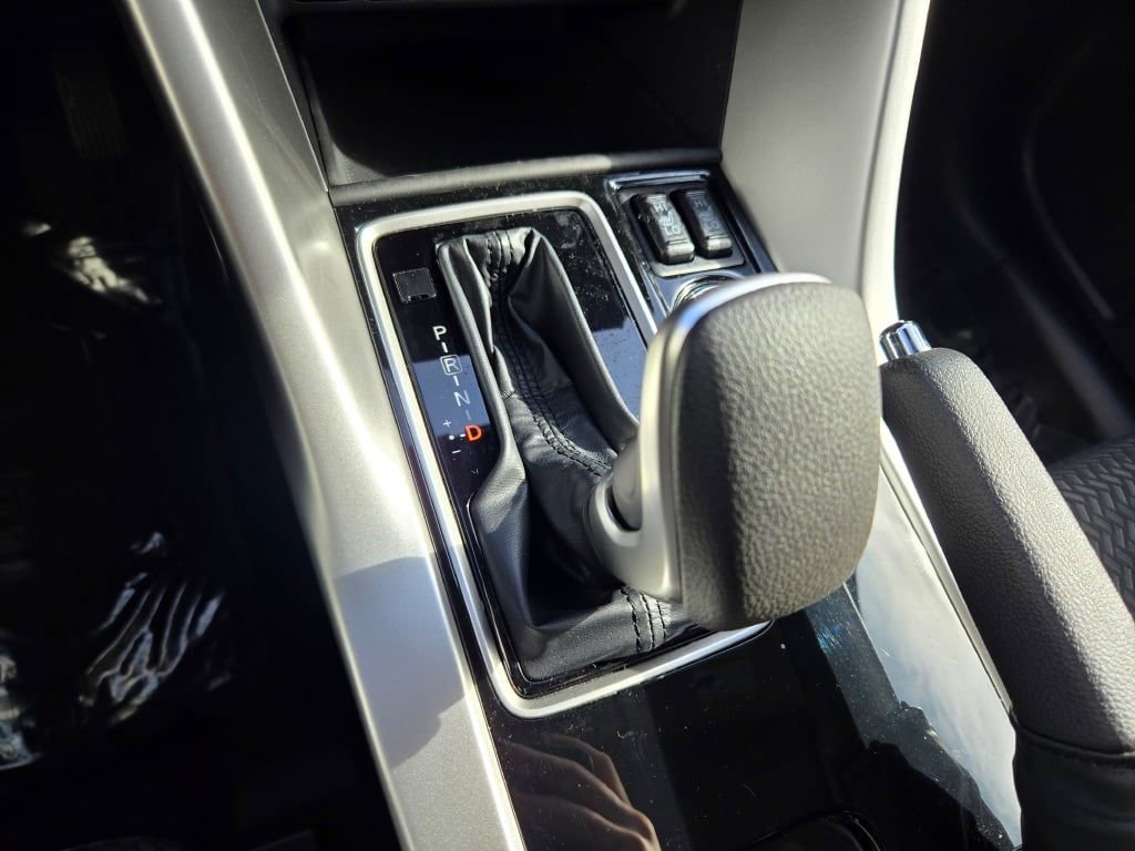 New 2025 Mitsubishi Eclipse Cross LE image 21