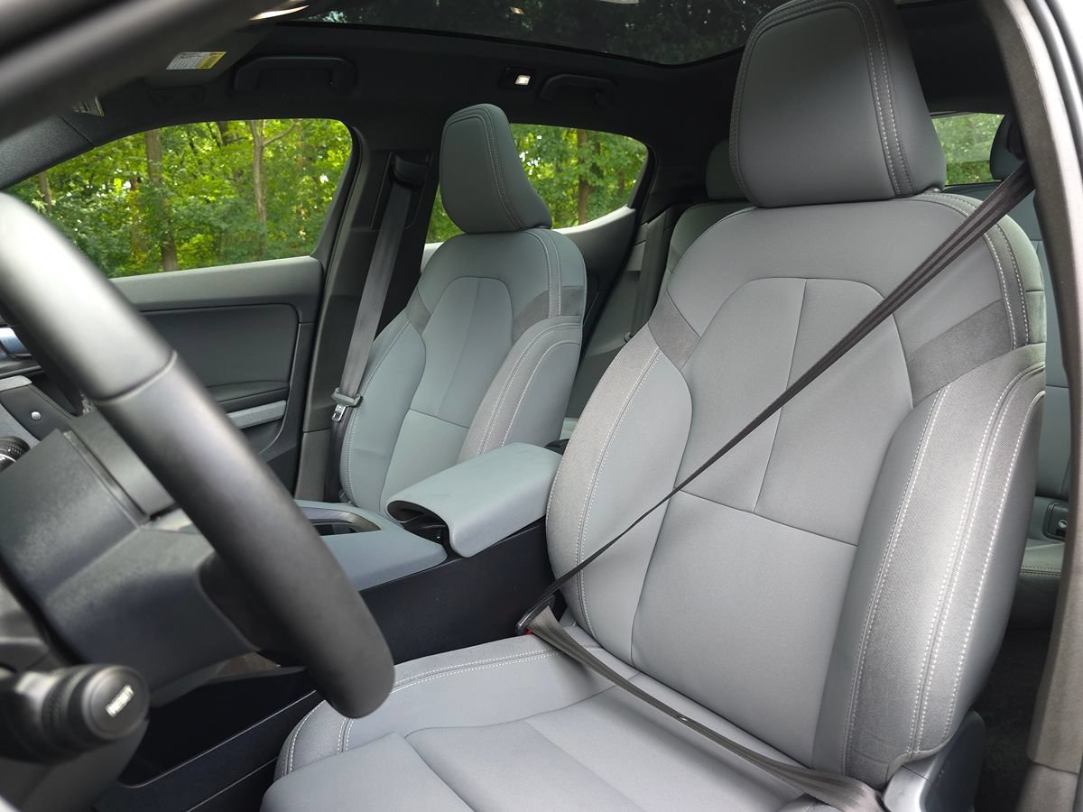 Used 2023 Polestar Polestar 2 w/ Pilot Pack FWD image 13