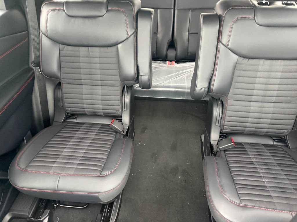 New 2026 Ford Explorer ST-Line w/ ST-Line Street Pack AWD/4WD image 29