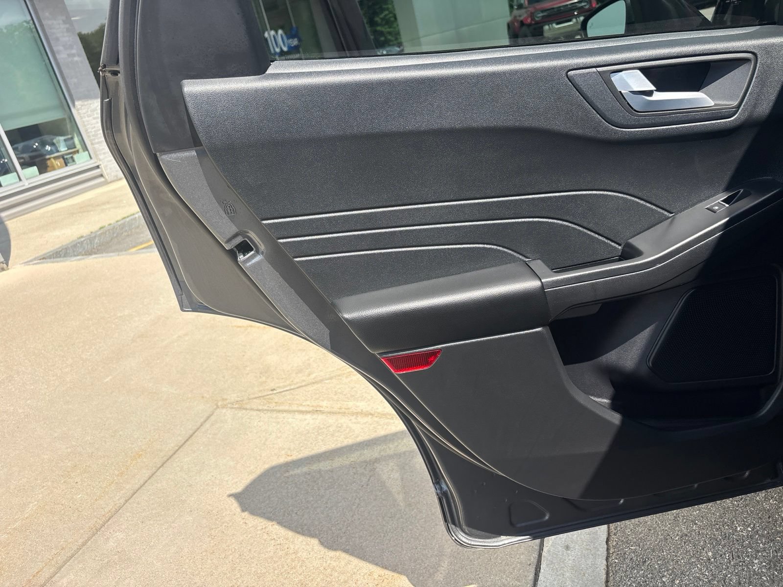 Used 2023 Ford Escape Platinum AWD/4WD image 41