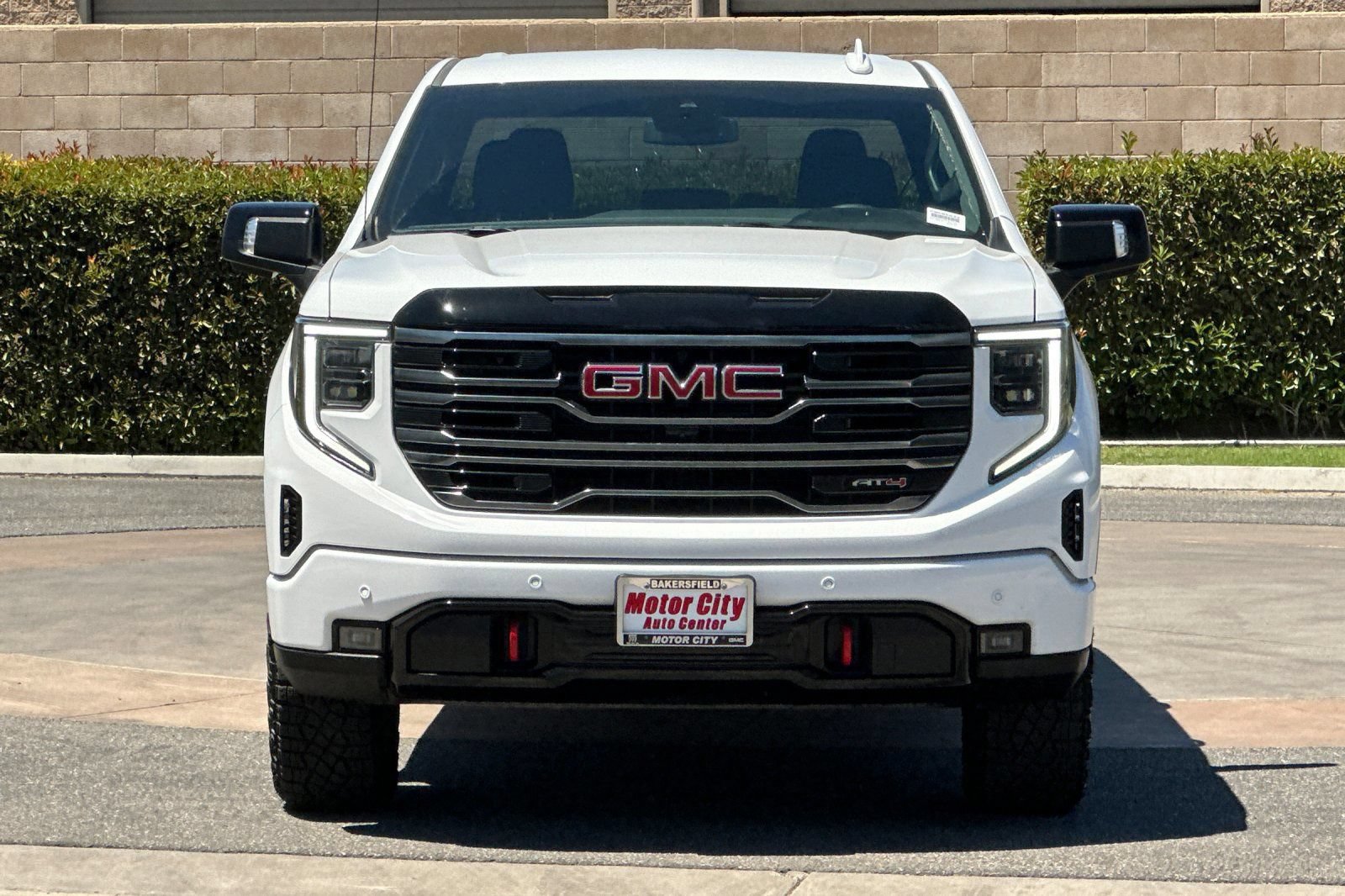 Certified 2025 GMC Sierra 1500 AT4 AWD/4WD image 9