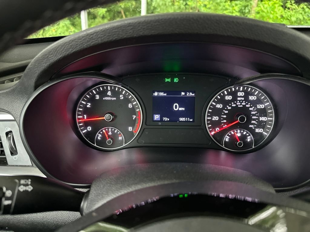 Used 2020 Kia Optima Premium FWD image 7