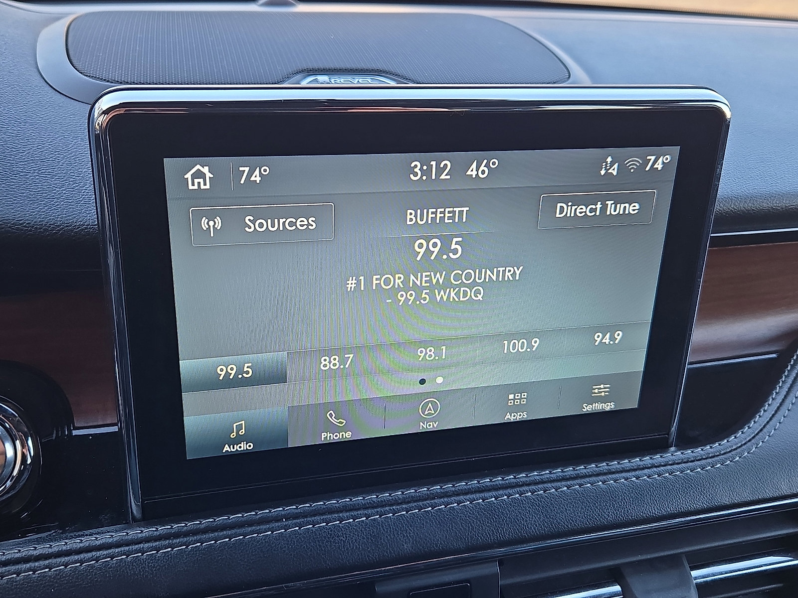 Used 2022 Lincoln Corsair Reserve w/ Luxury Package image 13