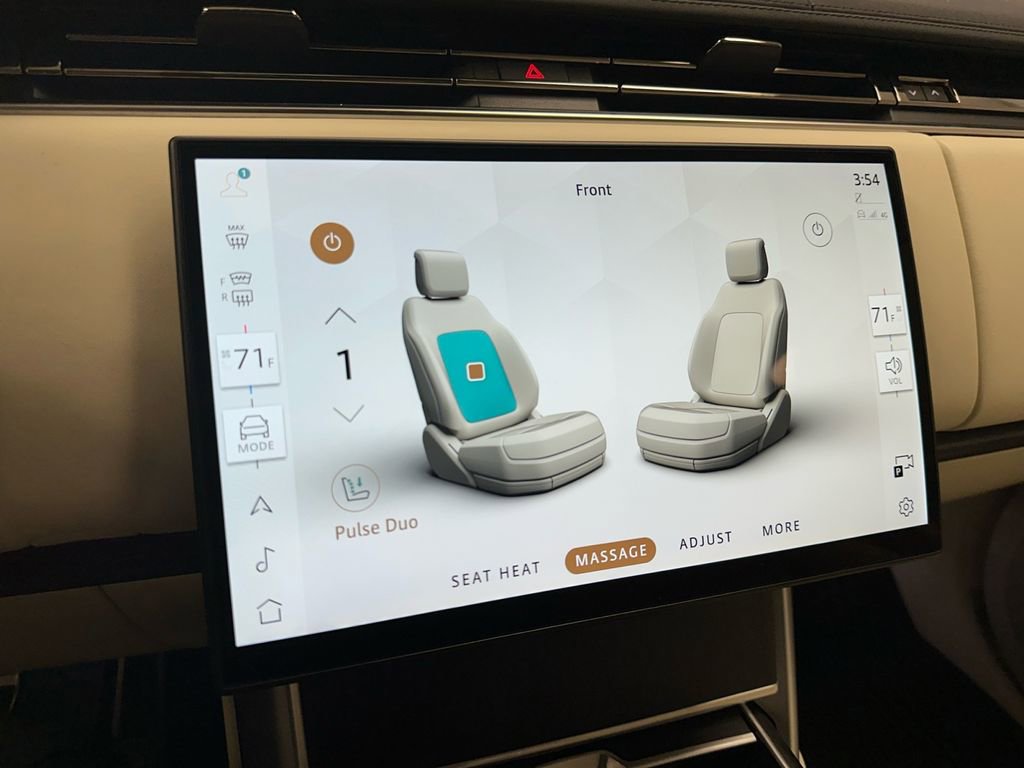 Used 2024 Land Rover Range Rover Long Wheelbase SE image 23