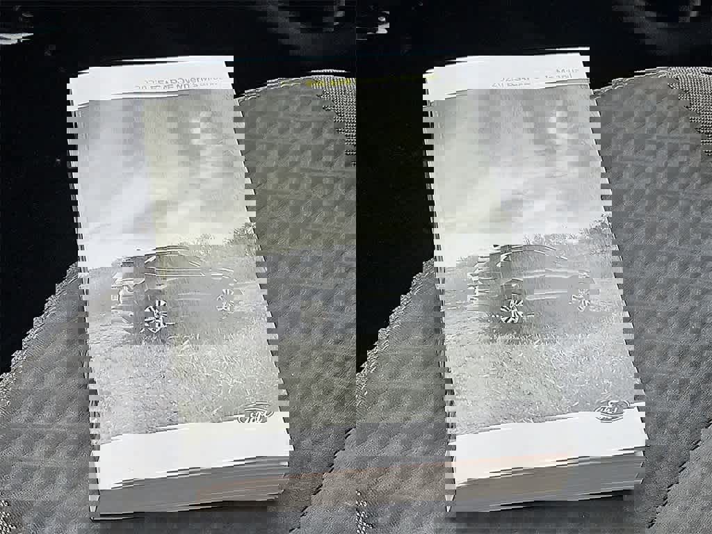 Used 2021 Ford Escape SE w/ Convenience Package image 26