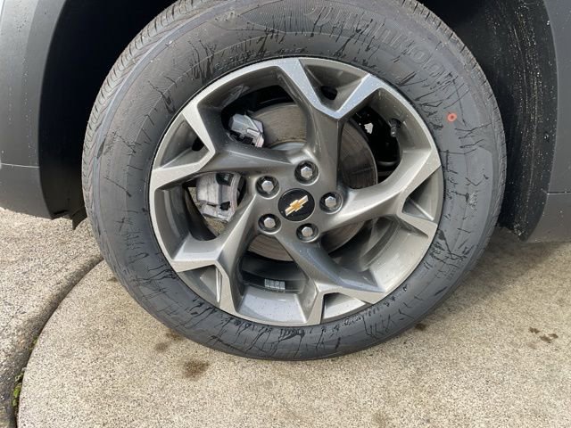 New 2026 Chevrolet Trax LT w/ Driver Confidence Package image 11