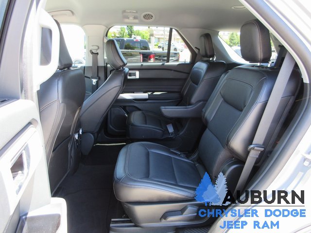 Used 2024 Ford Explorer Limited image 23