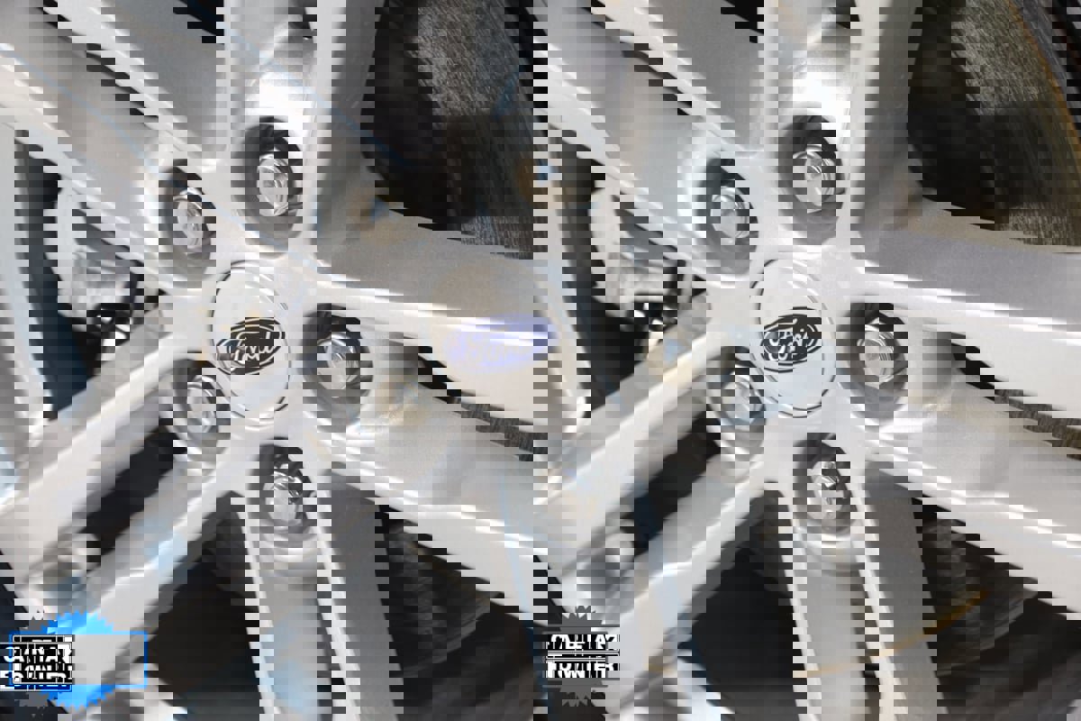 Used 2022 Ford Explorer XLT image 16