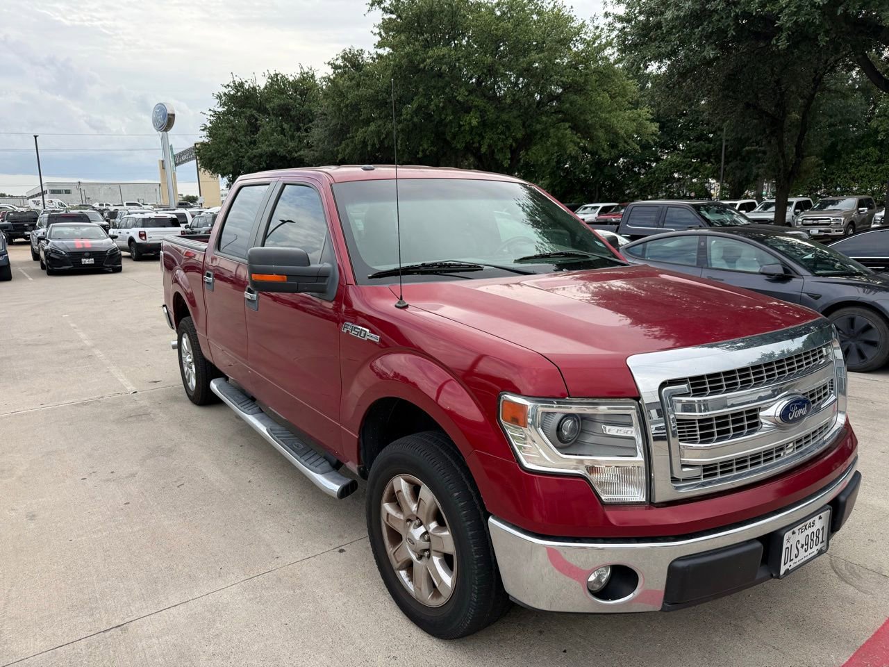Used 2014 Ford F150 XLT w/ Equipment Group 302A Luxury RWD image 2