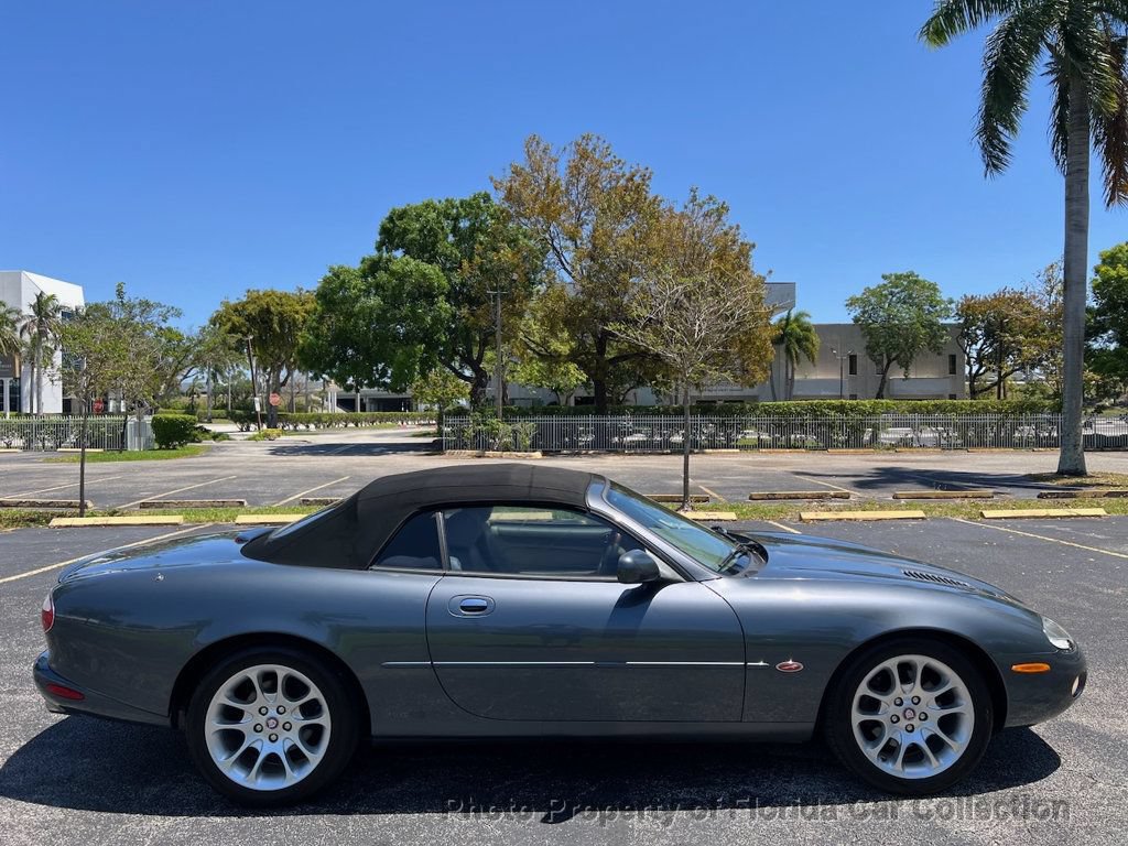 Used 2001 Jaguar XKR Convertible RWD image 24