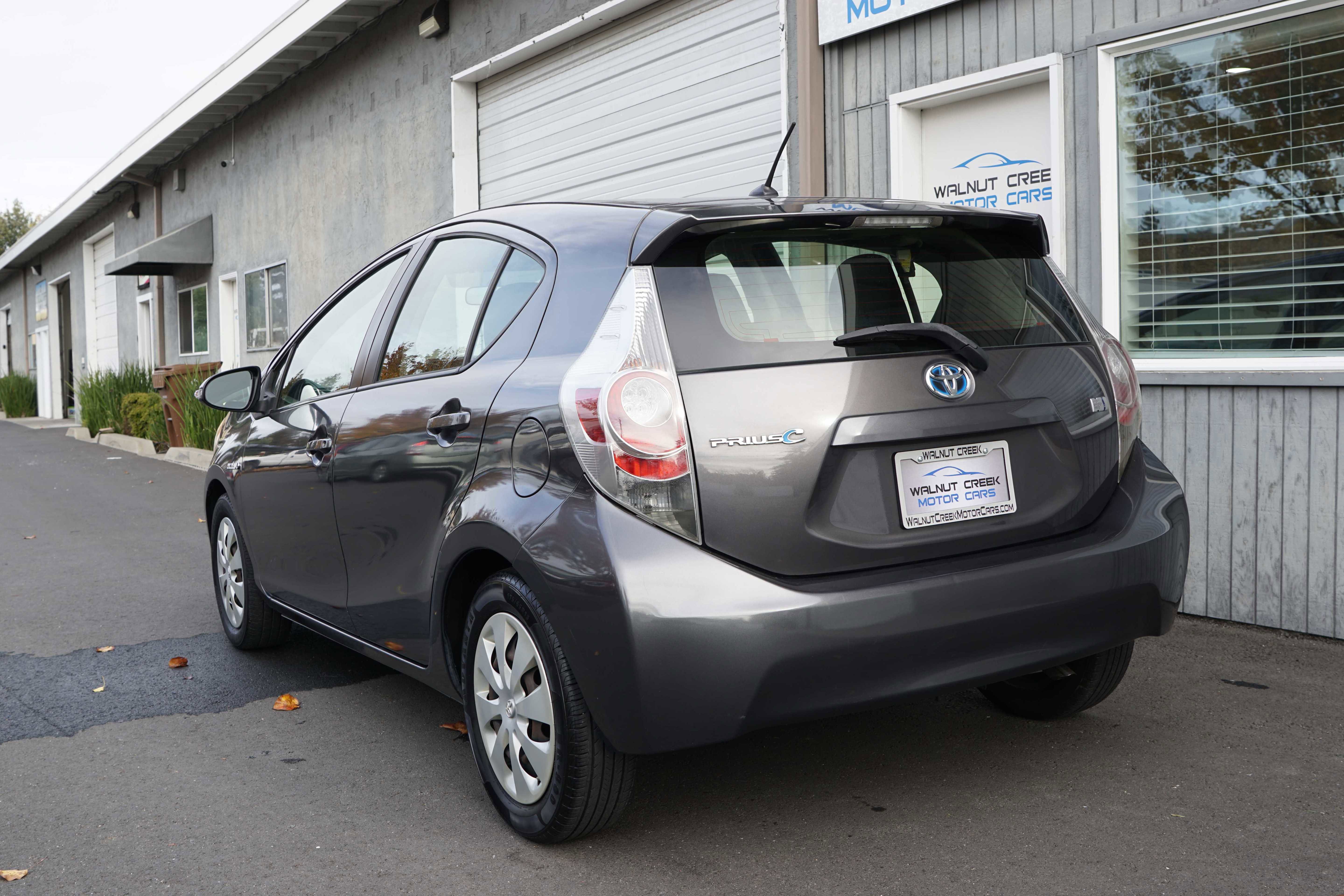 Used 2013 Toyota Prius C Two image 16