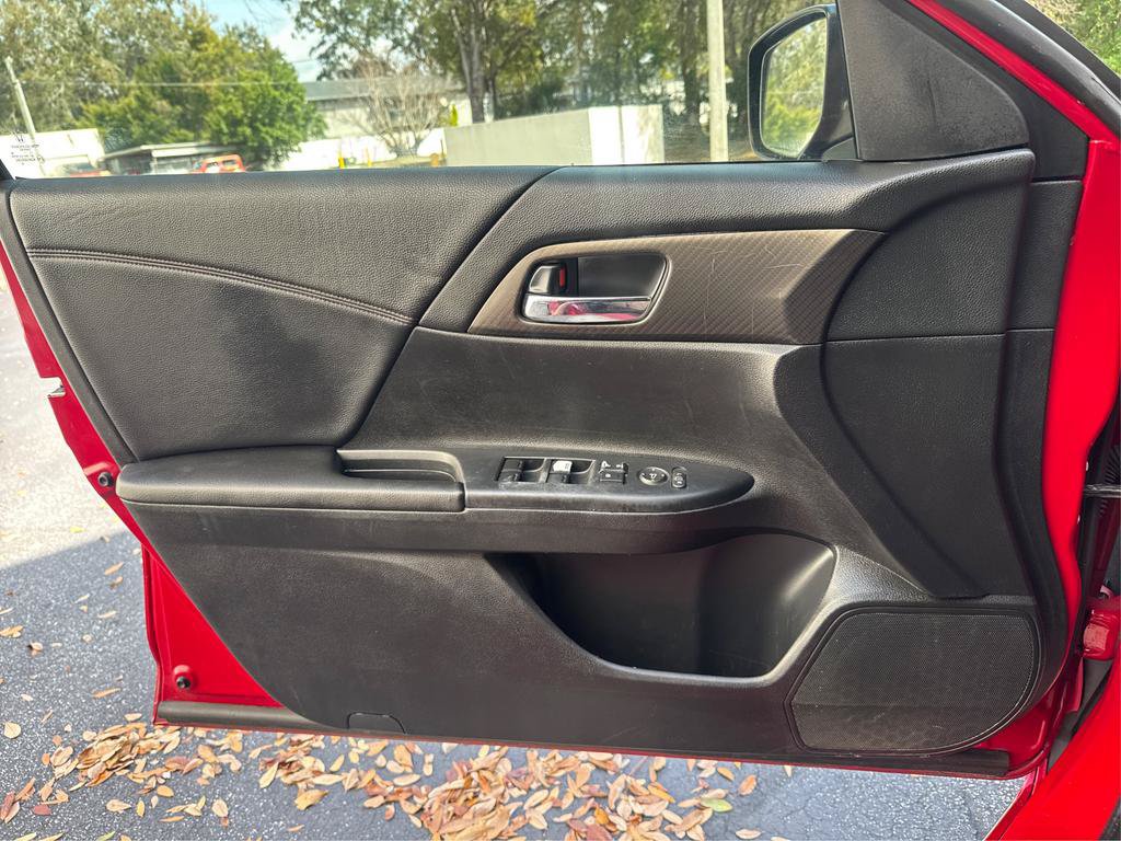 Used 2017 Honda Accord Sport Special Edition image 22