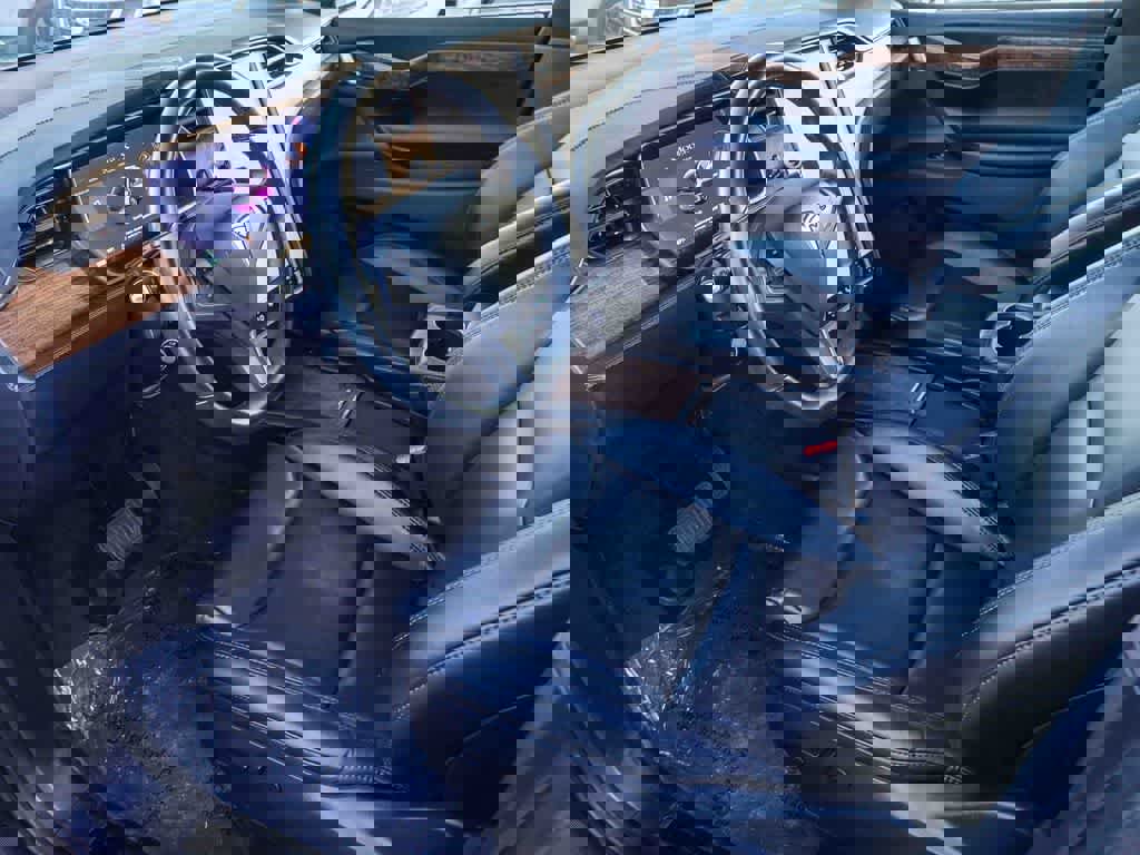 Used 2021 Tesla Model X Long Range image 16