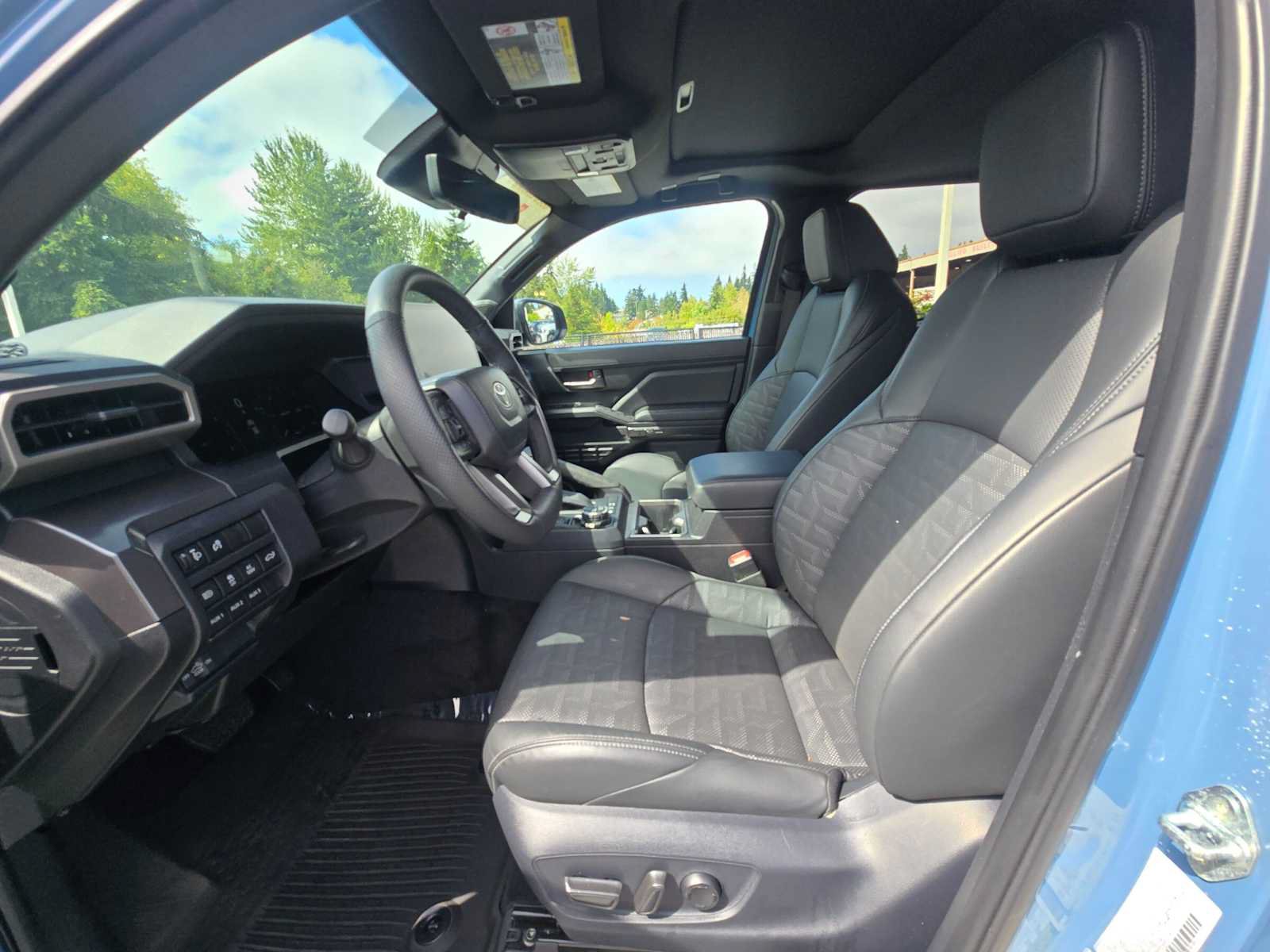Used 2026 Toyota Tacoma TRD Off-Road w/ TRD Off Road Premium Package AWD/4WD image 21