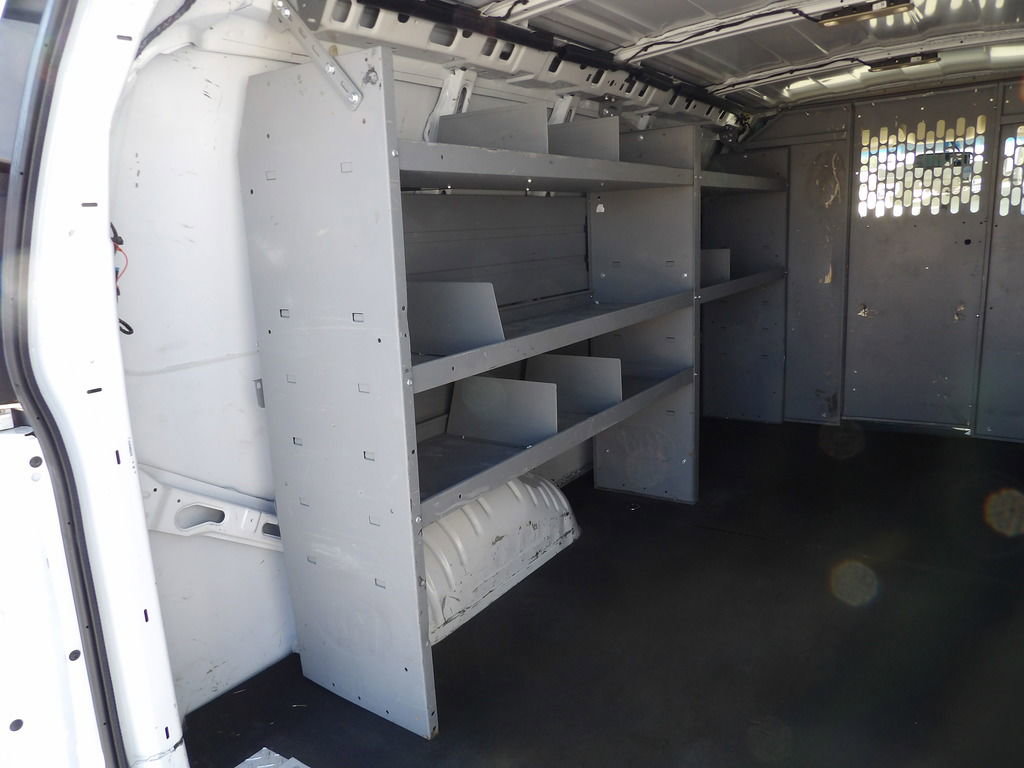 Used 2022 Chevrolet Express 3500 w/ Driver Convenience Package image 43