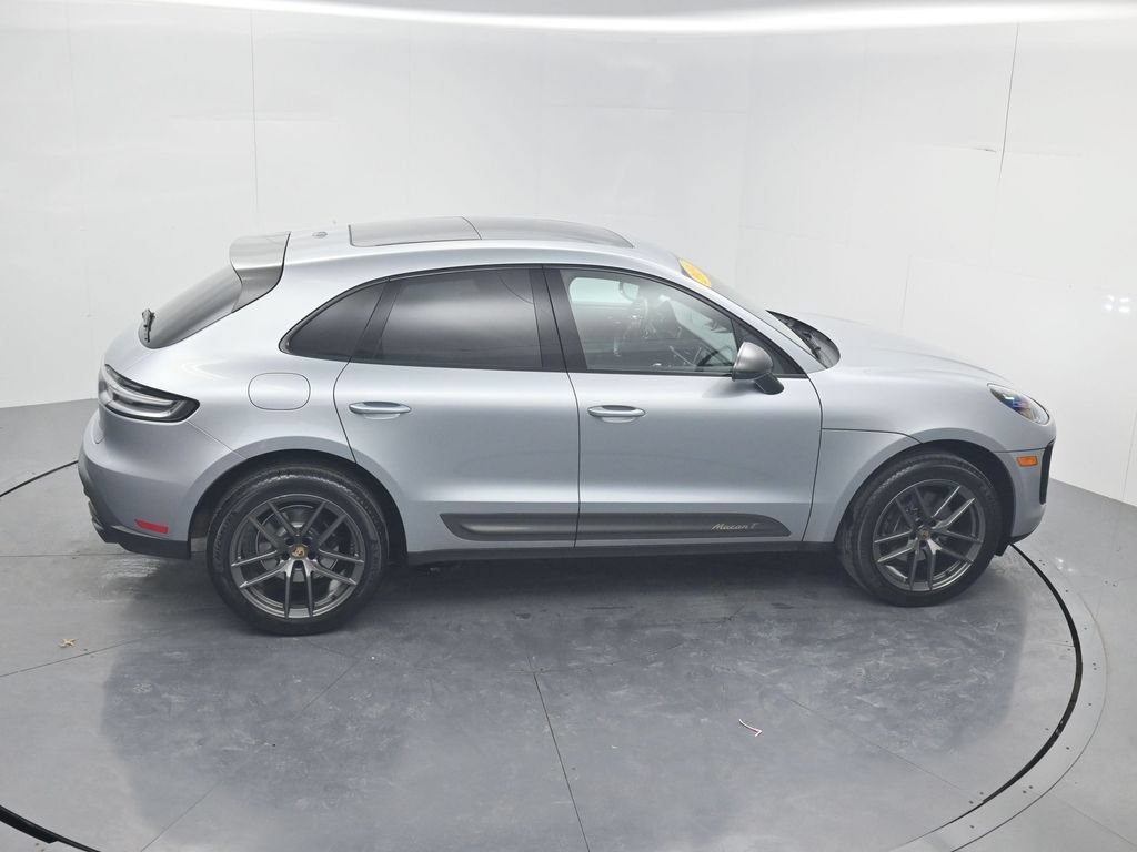 Used 2024 Porsche Macan Turbo AWD/4WD image 72