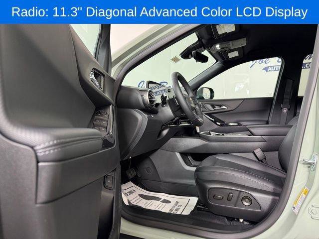 New 2026 Chevrolet Equinox LT w/ Convenience Package II image 9