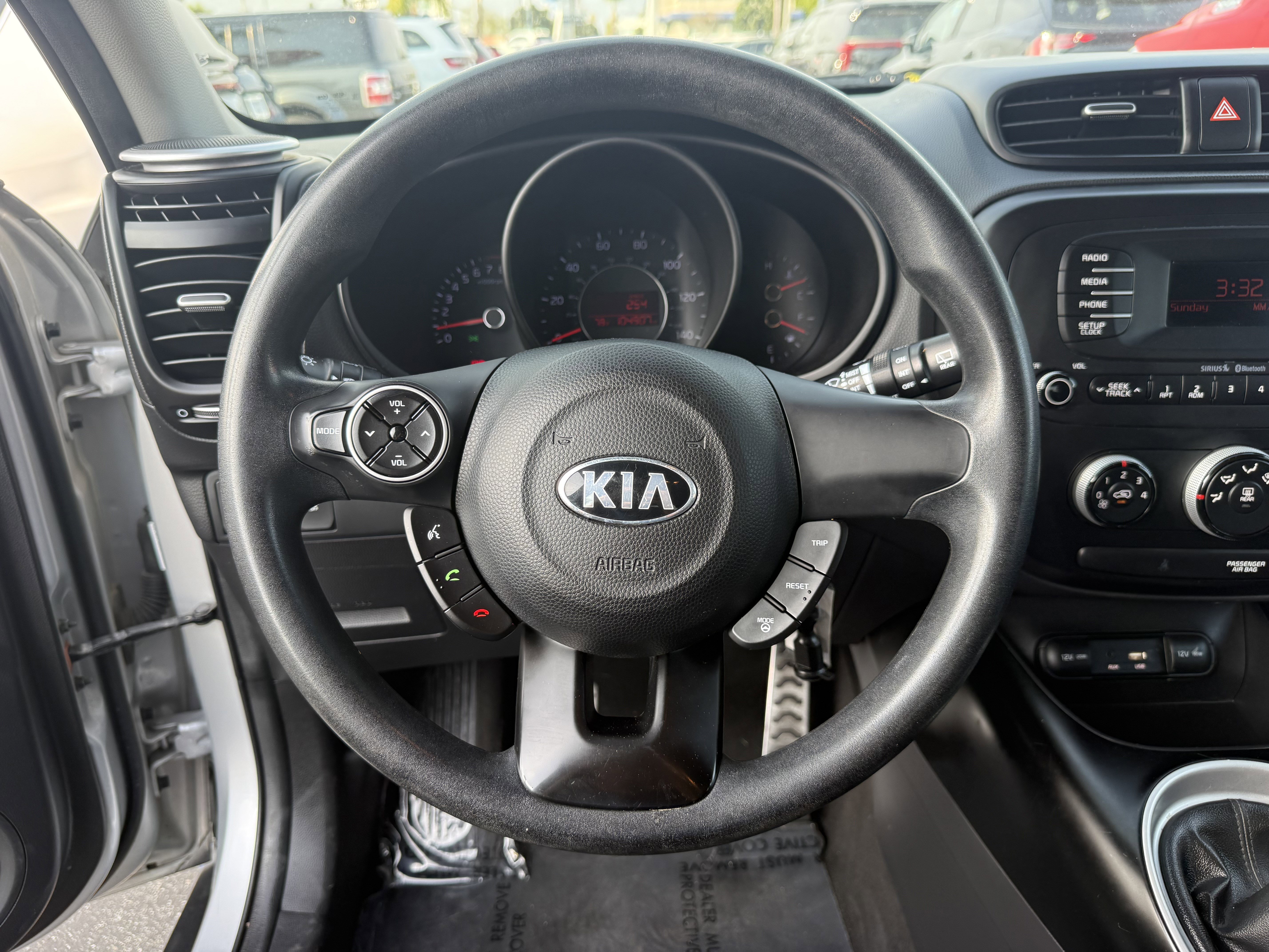 Used 2016 Kia Soul Base image 16