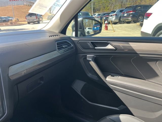 Used 2023 Volkswagen Tiguan SE image 26