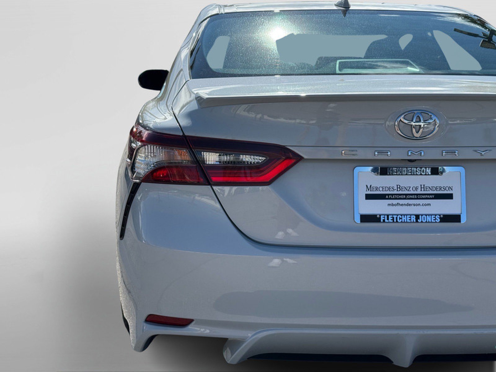 Used 2024 Toyota Camry SE image 12