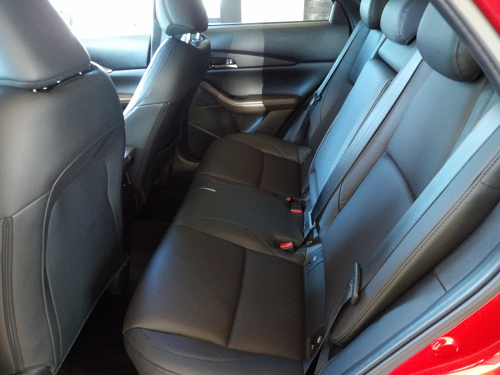 Certified 2023 MAZDA CX-30 AWD 2.5 S w/ Premium Package image 19